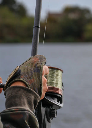 OMC Black Pearl Rods SET OF 3 + Nets + Spods Dark Cork Handles - BRAND NEW