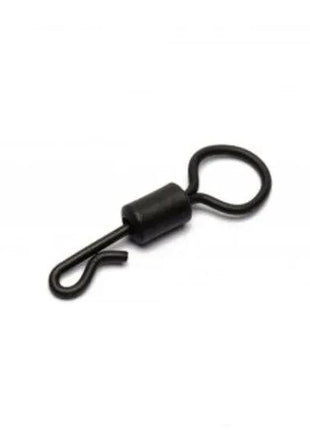 Nash QC heli swivel size 8 by Billing Tackle