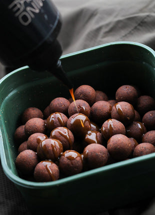 DNA BAITS Amino Smoke The BUG 250ml. The Best Selling 'Smoke' Always in Stock.