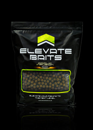 Elevate Baits Garlic Infusion Boilies 1kg by Billing Tackle
