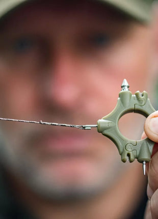 Evolve Tackle Multi Tool - Knot Tying, Stripping, Tightening **NEW**